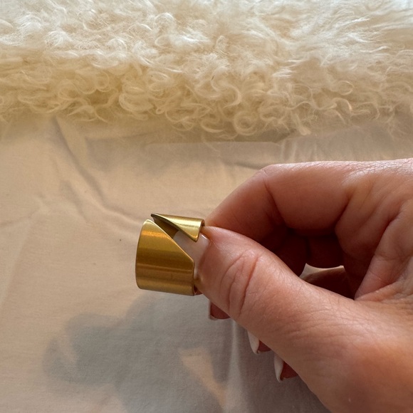 Gold Geometric Ring - Picture 4 of 5